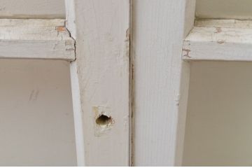 アンティーク建具　ペイント仕上げ限定　レトロな風合いが味わい深いガラス窓2枚セット(ガラス戸、引き戸)(R-067810)