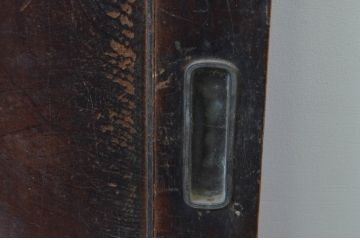 アンティーク建具　杉材　一枚板　時代の流れを感じさせる木味が魅力の板戸窓2枚セット(引き戸)(R-067819)