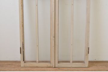 アンティーク建具　ペイント仕上げ限定　レトロな空間づくりにおすすめの両開き窓1対(2枚セット、ガラス戸、ガラス扉)(R-067828)