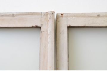 アンティーク建具　ペイント仕上げ限定　レトロな空間づくりにおすすめの両開き窓1対(2枚セット、ガラス戸、ガラス扉)(R-067828)