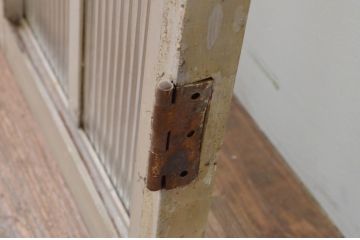 アンティーク建具　ペイント仕上げ限定　レトロな空間づくりにおすすめの両開き窓1対(2枚セット、ガラス戸、ガラス扉)(R-067828)