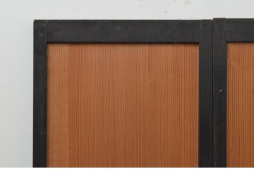 アンティーク建具　杉材　美しい柾目が魅力の板戸窓2枚セット(引き戸)(R-067830)