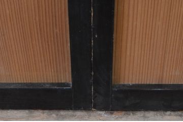 アンティーク建具　杉材　美しい柾目が魅力の板戸窓2枚セット(引き戸)(R-067830)