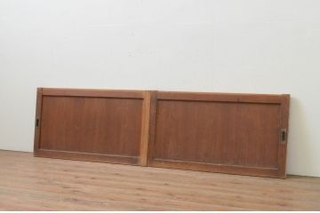 アンティーク建具　杉材　時代の流れを感じられる板戸窓2枚セット(引き戸)(R-067836)