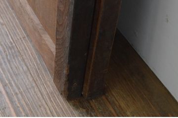 アンティーク建具　槐(エンジュ)材　和モダンの雰囲気溢れる板戸窓2枚セット(引き戸)(R-067837)