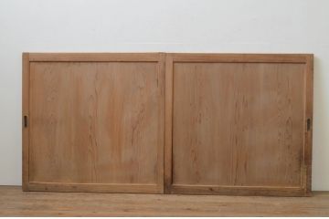 アンティーク建具　杉材　素朴な木の風合いが魅力の板戸窓2枚セット(引き戸)(R-067842)