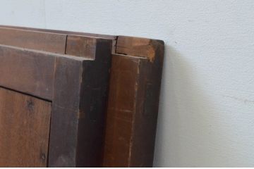 アンティーク建具　総欅(ケヤキ)材　濃い木色が落ち着いた雰囲気を醸し出す板戸窓2枚セット(引き戸)(R-067845)