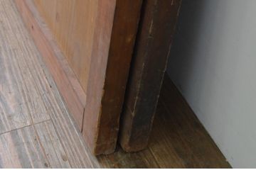 アンティーク建具　杉材　上品な和の雰囲気漂う板戸窓2枚セット(引き戸)(R-067858)