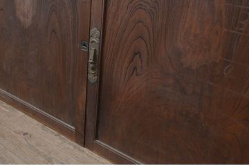 アンティーク建具　総欅(ケヤキ)材　時を経た味わいが魅力的な板戸窓2枚セット(引き戸)(R-067860)