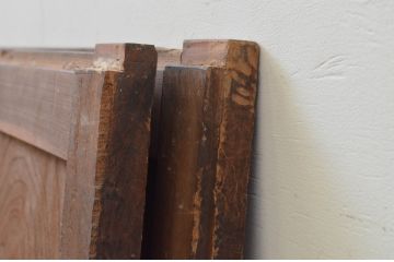 アンティーク建具　総欅(ケヤキ)材　時を経た味わいが魅力的な板戸窓2枚セット(引き戸)(R-067860)