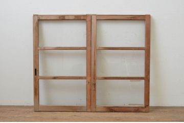アンティーク建具　レトロな雰囲気が魅力のガラス窓2枚セット(引き戸、ガラス戸)(R-067865)