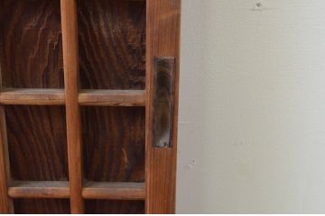 アンティーク建具　格子から覗く木目が美しい!マス目(升目)の格子窓2枚セット(きつね格子、狐格子、格子戸、引き戸、板戸)(R-067866)