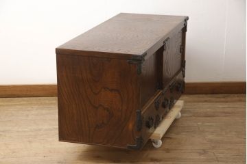 中古　美品　岩谷堂箪笥　和モダンな空間にも取り入れやすいテレビ台(ローボード、テレビボード、リビングボード、サイドボード、タンス、収納箪笥)(R-067880)