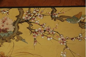中古　美品!!　シノワズリ様式　優美で華やかな装飾が見事な猫脚チェスト(コモード、サイドボード、サイドチェスト、引き出し、中国美術)(R-067910)
