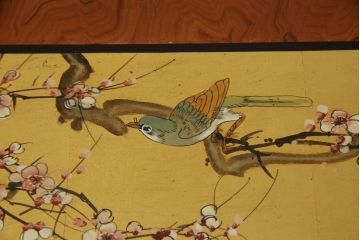 中古　美品!!　シノワズリ様式　優美で華やかな装飾が見事な猫脚チェスト(コモード、サイドボード、サイドチェスト、引き出し、中国美術)(R-067910)