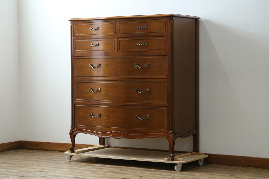 中古　美品　DREXEL HERITAGE(ドレクセルヘリテイジ)　Touraine(ツーレイン)　マホガニー材製の贅沢なアンティーク調チェスト　(R-067912)