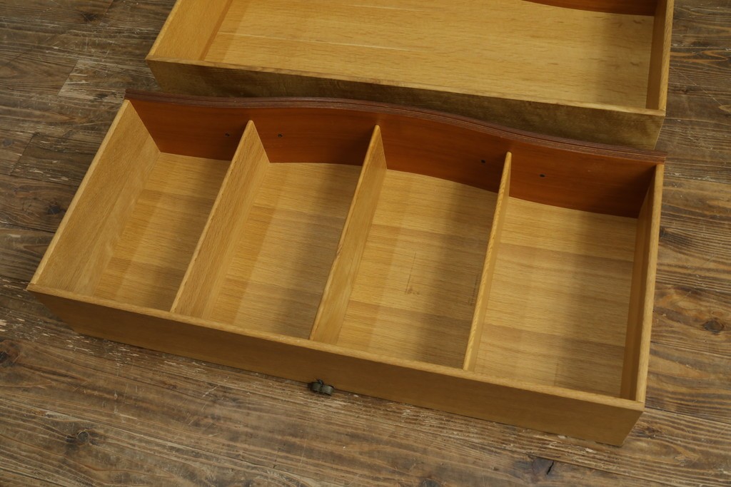 中古　美品　DREXEL HERITAGE(ドレクセルヘリテイジ)　Touraine(ツーレイン)　マホガニー材製の贅沢なアンティーク調チェスト　(R-067912)