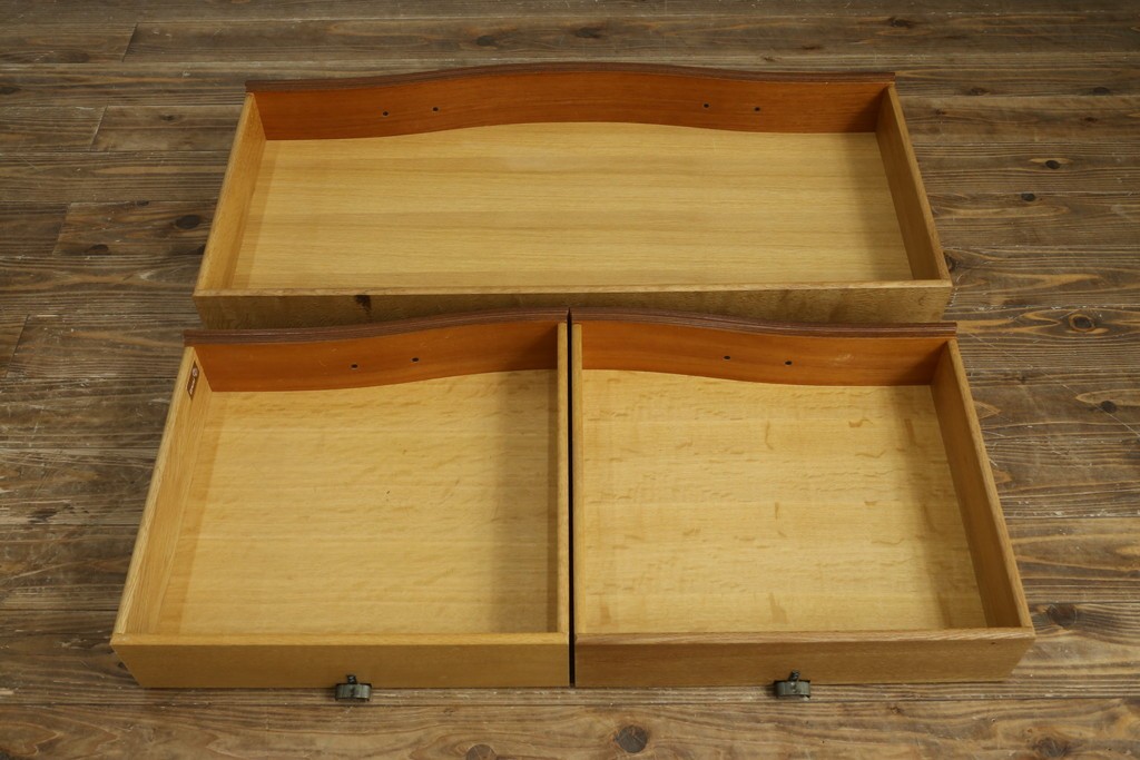 中古　美品　DREXEL HERITAGE(ドレクセルヘリテイジ)　Touraine(ツーレイン)　マホガニー材製の贅沢なアンティーク調チェスト　(R-067912)