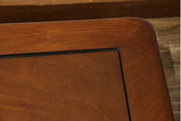 和製アンティーク　最高級　総欅(ケヤキ)材　滑らかな曲線と透かし彫りが美しい!上質な空間を演出する座卓　(R-067918)