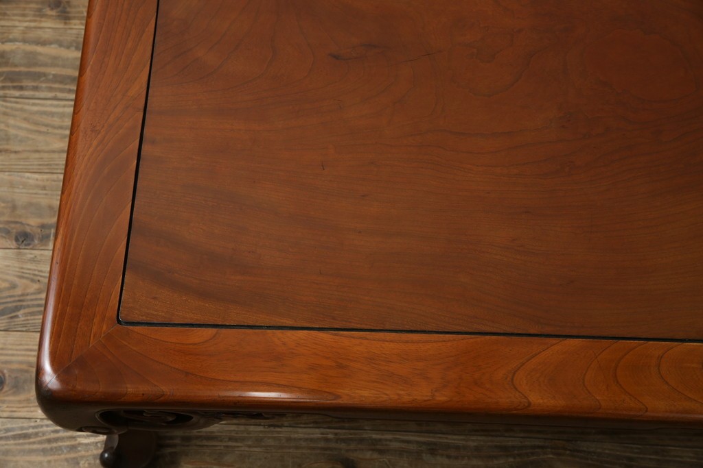 和製アンティーク　最高級　総欅(ケヤキ)材　滑らかな曲線と透かし彫りが美しい!上質な空間を演出する座卓　(R-067918)