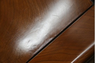 和製アンティーク　最高級　総欅(ケヤキ)材　滑らかな曲線と透かし彫りが美しい!上質な空間を演出する座卓　(R-067918)