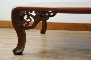 和製アンティーク　最高級　総欅(ケヤキ)材　滑らかな曲線と透かし彫りが美しい!上質な空間を演出する座卓　(R-067918)