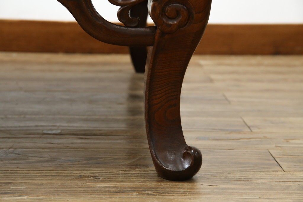 和製アンティーク　最高級　総欅(ケヤキ)材　滑らかな曲線と透かし彫りが美しい!上質な空間を演出する座卓　(R-067918)