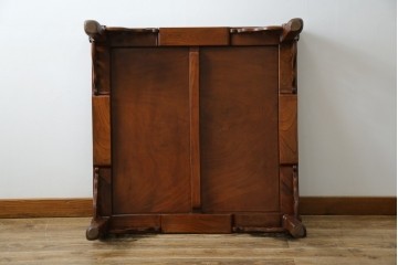 和製アンティーク　最高級　総欅(ケヤキ)材　滑らかな曲線と透かし彫りが美しい!上質な空間を演出する座卓　(R-067918)