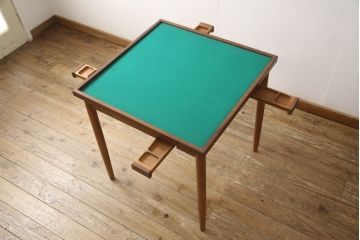 中古　激レア!!　希少!!　天童木工(Tendo)　ブラジレイラ(BRASILEIRA)　チークとローズウッドを使用した品のあるデザインが魅力のゲームテーブル(ダイニングテーブル、サイドテーブル、食卓、机、在宅ワーク用、在宅用、二人掛け、四人掛け、2人掛け、4人掛け)(R-067921)