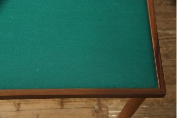 中古　激レア!!　希少!!　天童木工(Tendo)　ブラジレイラ(BRASILEIRA)　チークとローズウッドを使用した品のあるデザインが魅力のゲームテーブル(ダイニングテーブル、サイドテーブル、食卓、机、在宅ワーク用、在宅用、二人掛け、四人掛け、2人掛け、4人掛け)(R-067921)