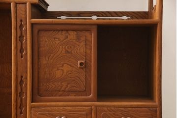 和製アンティーク　美品　最高級!!　総欅(ケヤキ)材　玉杢　指物工芸家具　品のある佇まいが美しい飾り棚(茶棚、違い棚、収納棚、戸棚)(R-067928)