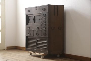 和製アンティーク　上手物!!　前面欅(ケヤキ)材　上品な佇まいが魅力のからくり付き関西帳場箪笥(時代箪笥、収納たんす、整理タンス、引き出し)(R-067930)