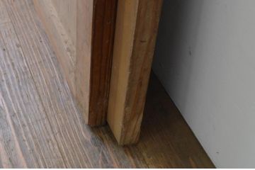 アンティーク建具　杉材　経年を感じさせる木味が魅力の板戸窓2枚セット(引き戸)(R-067947)