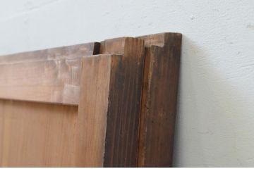 アンティーク建具　杉材　落ち着いた雰囲気が漂う板戸窓2枚セット(引き戸)(R-067951)