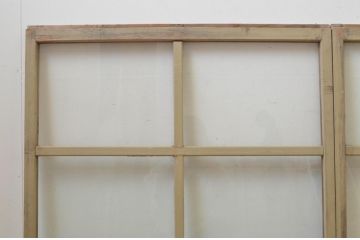 アンティーク建具　ペイント仕上げ限定　レトロな雰囲気漂うガラス窓2枚セット(引き戸、ガラス戸)(R-067954)