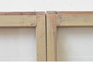 アンティーク建具　ペイント仕上げ限定　レトロな雰囲気漂うガラス窓2枚セット(引き戸、ガラス戸)(R-067954)