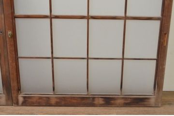 アンティーク建具　どこか懐かしい雰囲気を感じる升目(マス目)格子入りのガラス窓2枚セット(きつね格子、狐格子、引き戸、ガラス戸)(R-067956)