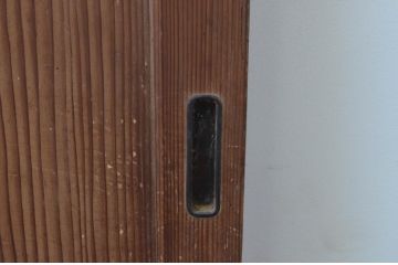 アンティーク建具　杉材　経年を感じさせる木味が魅力の板戸窓2枚セット(引き戸)(R-067957)