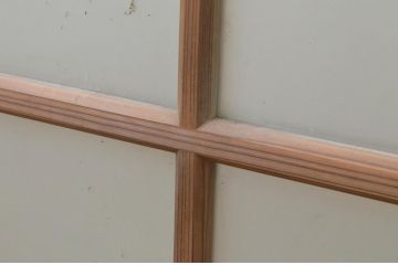 アンティーク建具　経年を感じさせる木味が魅力のガラス窓2枚セット(引き戸、ガラス戸)(R-067960)
