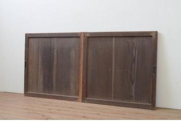 アンティーク建具　杉材　落ち着いた雰囲気が漂う板戸窓2枚セット(引き戸)(R-067963)