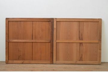 アンティーク建具　杉材　落ち着いた雰囲気が漂う板戸窓2枚セット(引き戸)(R-067963)