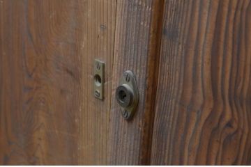 アンティーク建具　杉材　落ち着いた和の空間を演出する板戸窓4枚セット(引き戸)(R-067965)