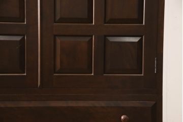 中古　美品　松本民芸家具　シックな佇まいが魅力の引き出し付きワードローブ(洋服タンス、衣装箪笥、整理たんす、収納タンス)(定価約42万円)(R-067974)
