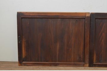 アンティーク建具　杉材　落ち着いた雰囲気が漂う板戸窓2枚セット(引き戸)(R-067977)