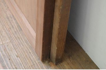 アンティーク建具　杉材　経年を感じさせる木味が魅力の板戸窓2枚セット(引き戸)(R-067980)