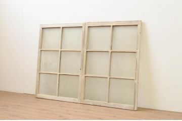 アンティーク建具　レトロな空間作りにおすすめなペンキガラス窓2枚セット(引き戸、ガラス戸)(R-067984)