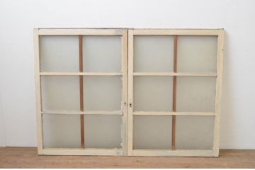 アンティーク建具　レトロな空間作りにおすすめなペンキガラス窓2枚セット(引き戸、ガラス戸)(R-067984)