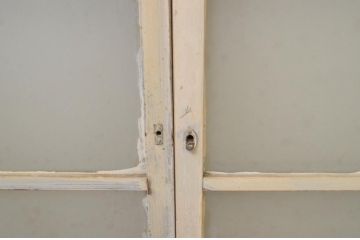 アンティーク建具　レトロな空間作りにおすすめなペンキガラス窓2枚セット(引き戸、ガラス戸)(R-067984)