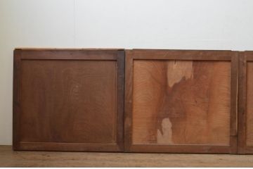 アンティーク建具　上質な和の空間を演出する欅(ケヤキ)材一枚板の板戸窓4枚セット(引き戸)(R-067985)