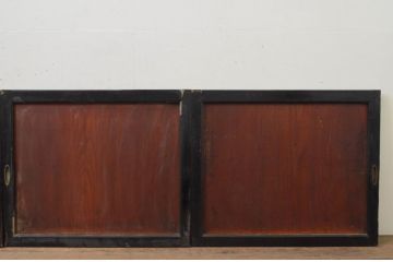 アンティーク建具　和モダンなお部屋作りにおすすめな漆塗りの板戸窓4枚セット(引き戸)(R-067989)